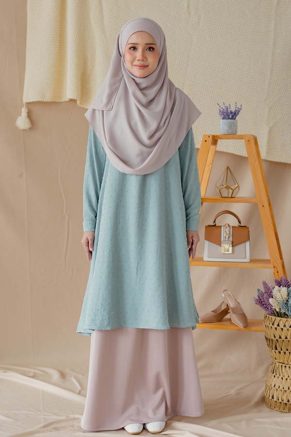 Adele Blouse - Tiffany Green